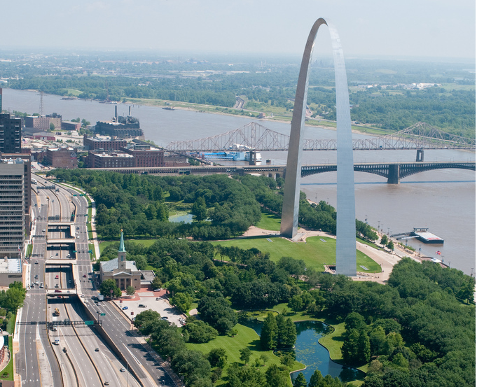 A Plan for the Gateway Arch Leaves a St. Louis Highway in Place. But for How Long? – Next City