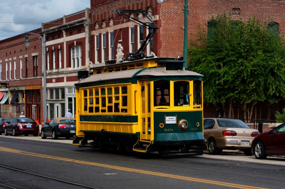 memphis streetcars will come back, but when?