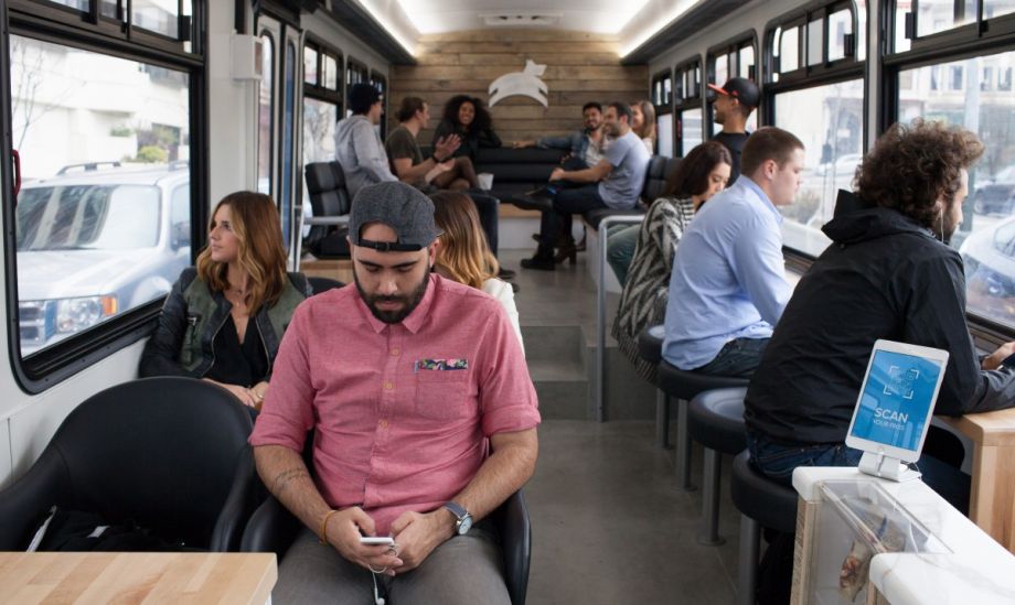 Tech Saavy Luxury Bus Rolls Into San Francisco